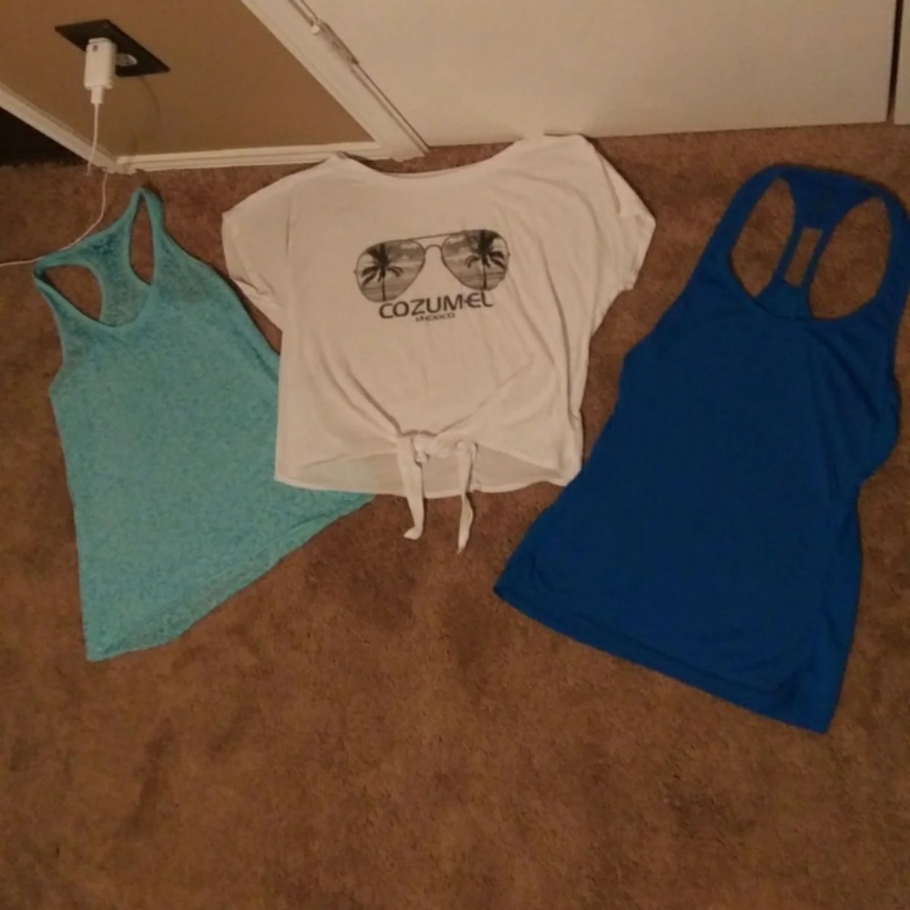 Women's tops